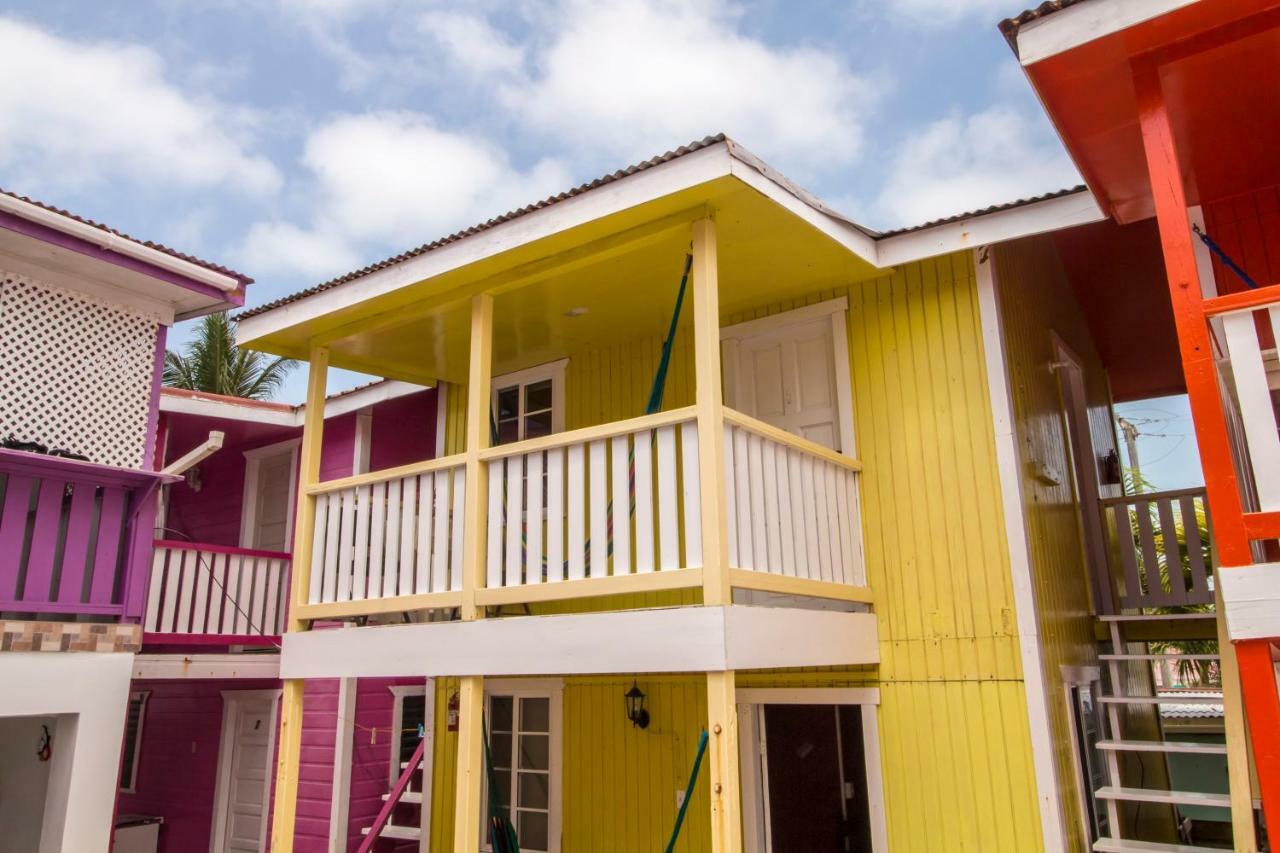 Mara'S Place Hotell Caye Caulker Exteriör bild